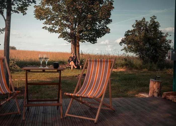 Tiny Glamp - Kontejner Louka * Rudná pod Pradědem